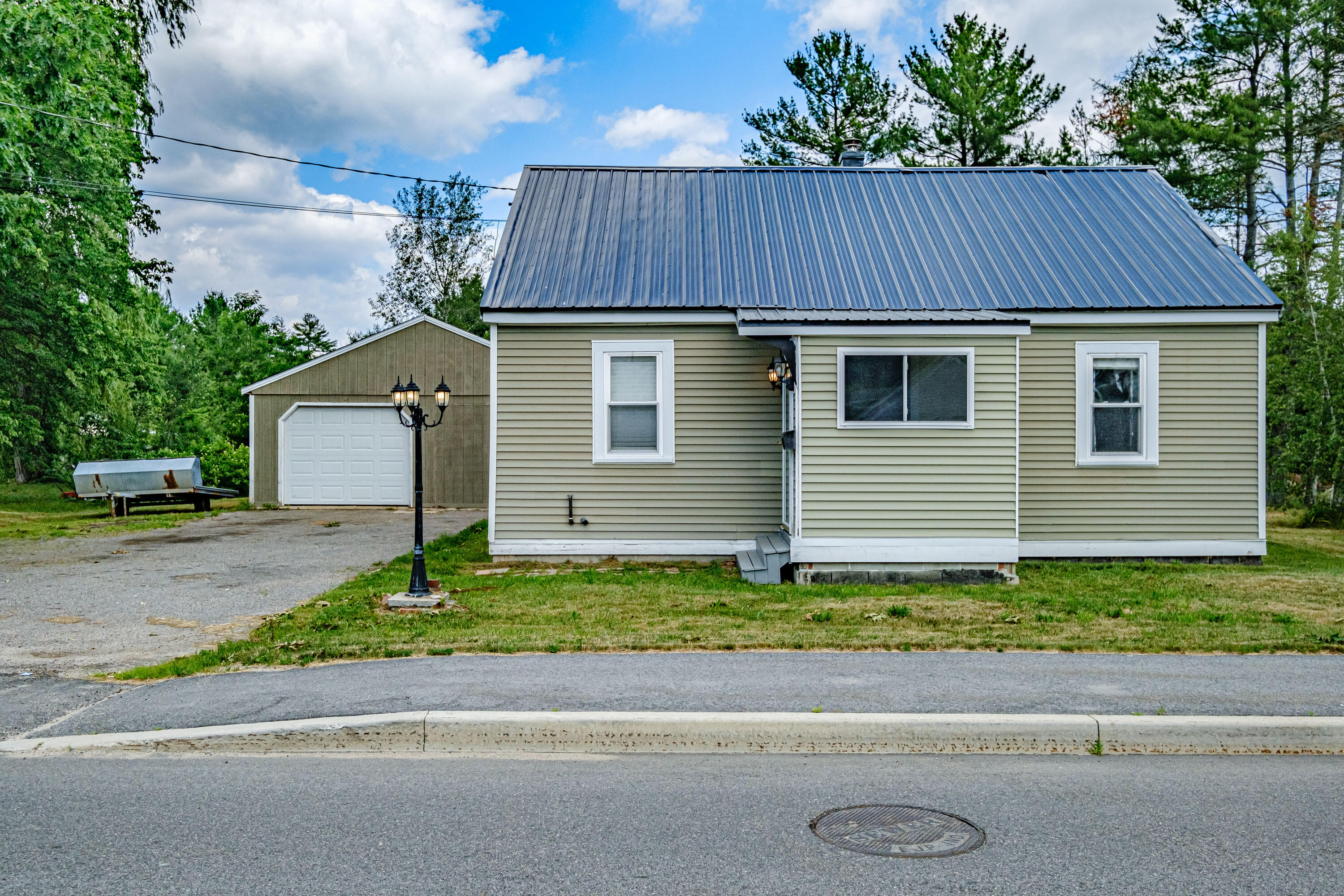 250 Huston Road Gorham, ME 04038 - Photo 5 of 56 20210629gp-61004
