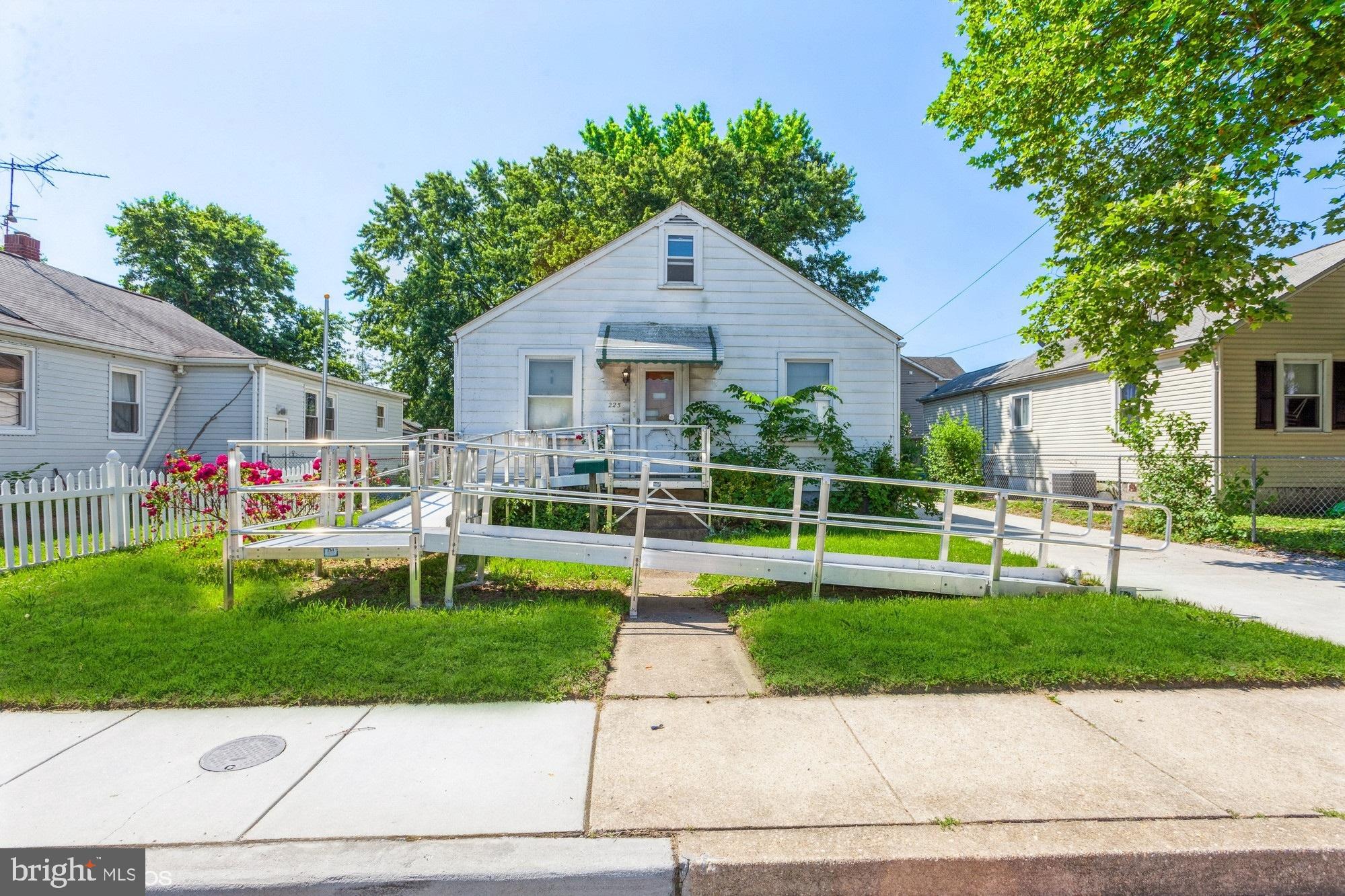225 German Hill Road Dundalk, MD 21222 - Photo 2 of 36 Gallery Image 2