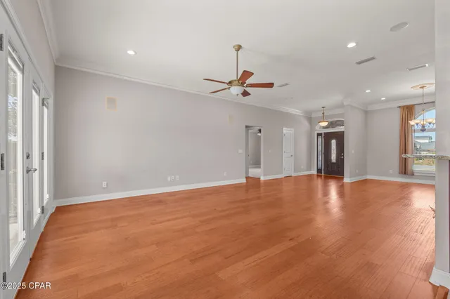 $549,900 | 117 Lakeview Terrace, Lynn Haven, FL 32444