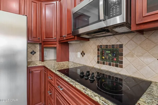 $549,900 | 117 Lakeview Terrace, Lynn Haven, FL 32444