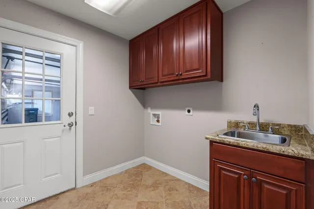 $549,900 | 117 Lakeview Terrace, Lynn Haven, FL 32444