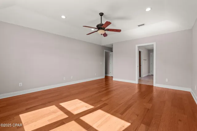 $549,900 | 117 Lakeview Terrace, Lynn Haven, FL 32444