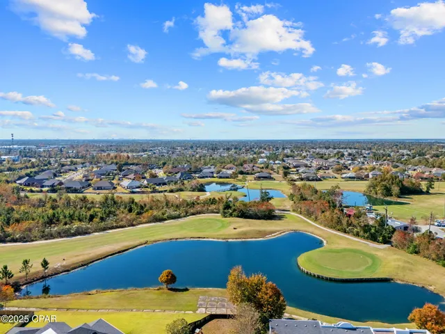 $549,900 | 117 Lakeview Terrace, Lynn Haven, FL 32444