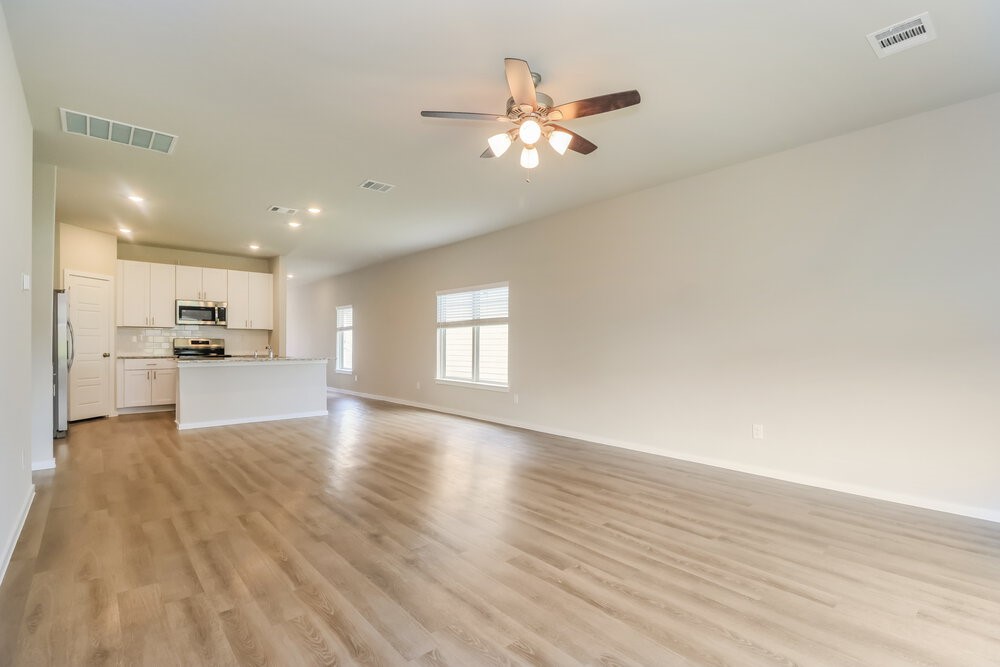 567 Dalloway Street Conroe, TX 77316 - Photo 5 of 17