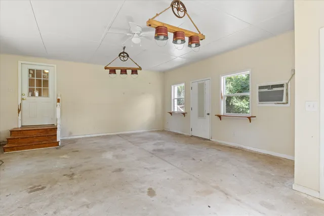 $350,000 | 5688 Highway 90, Marianna, FL 32446