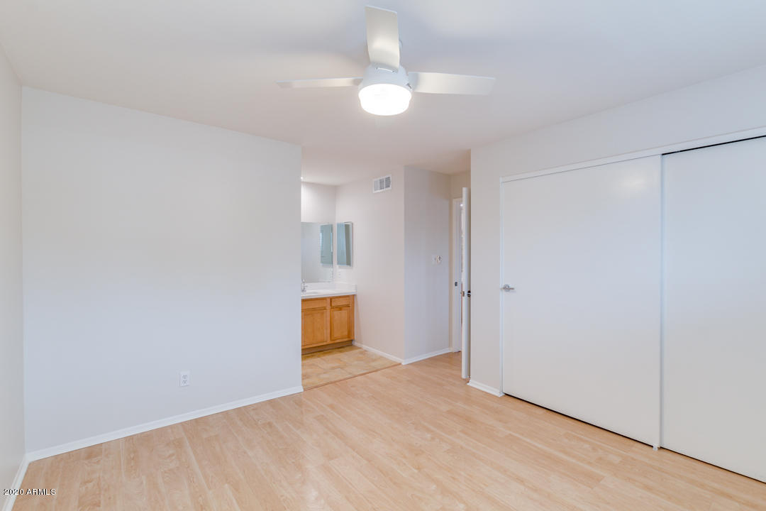 5525 East Thomas Road, Unit K11 Phoenix, AZ 85018 - Photo 20 of 43 Master Bedroom
