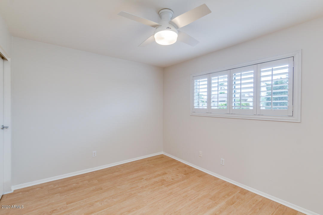 5525 East Thomas Road, Unit K11 Phoenix, AZ 85018 - Photo 24 of 43 2nd Bedroom