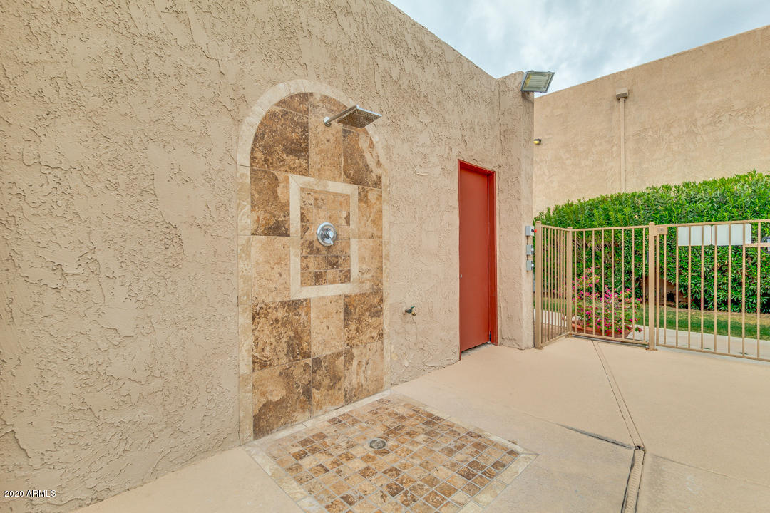 5525 East Thomas Road, Unit K11 Phoenix, AZ 85018 - Photo 33 of 43 31-Thomas