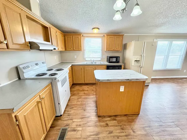 $1,995 | 285 Cr 112 Circle, Burnet, TX 78611