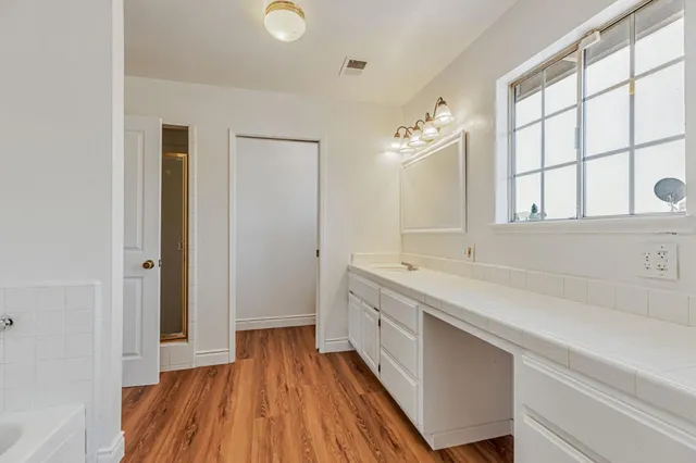 $1,190,000 | 7609 Santa Paula Drive, Gilroy, CA 95020