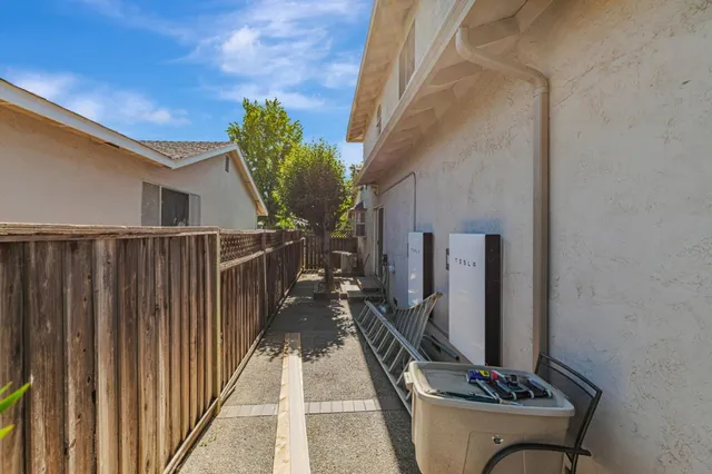 $1,190,000 | 7609 Santa Paula Drive, Gilroy, CA 95020