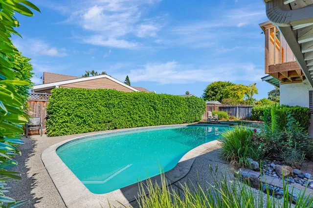 $1,190,000 | 7609 Santa Paula Drive, Gilroy, CA 95020