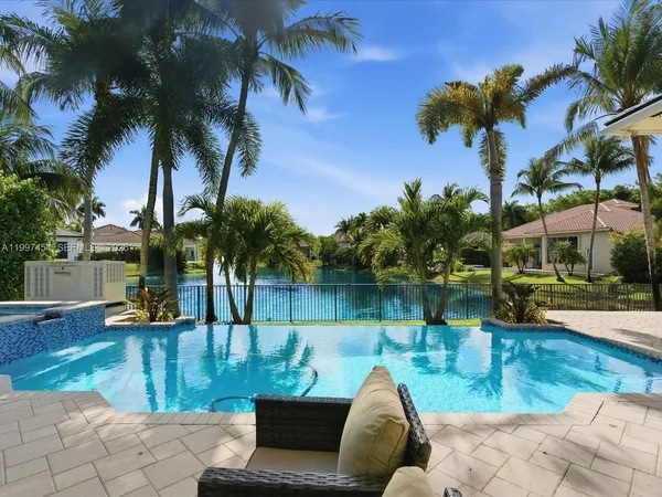 $2,495,000 | 770 Leigh Palm Avenue, Plantation, FL 33324