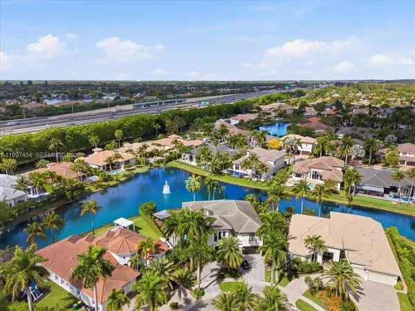 $2,495,000 | 770 Leigh Palm Avenue, Plantation, FL 33324