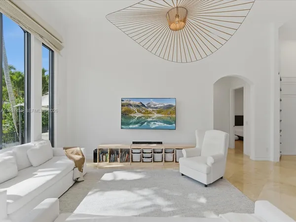 $2,495,000 | 770 Leigh Palm Avenue, Plantation, FL 33324