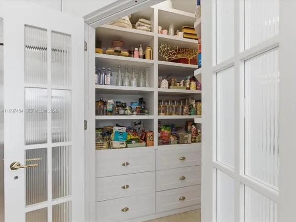 $2,495,000 | 770 Leigh Palm Avenue, Plantation, FL 33324