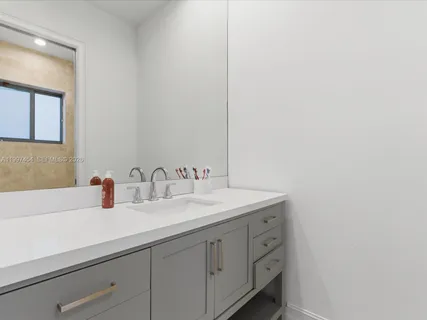 $2,495,000 | 770 Leigh Palm Avenue, Plantation, FL 33324