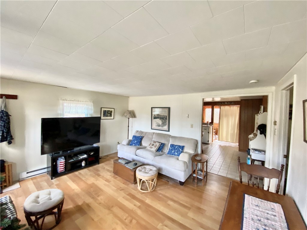 188 Ram Island Road Charlestown, RI 02813 - Photo 5 of 24