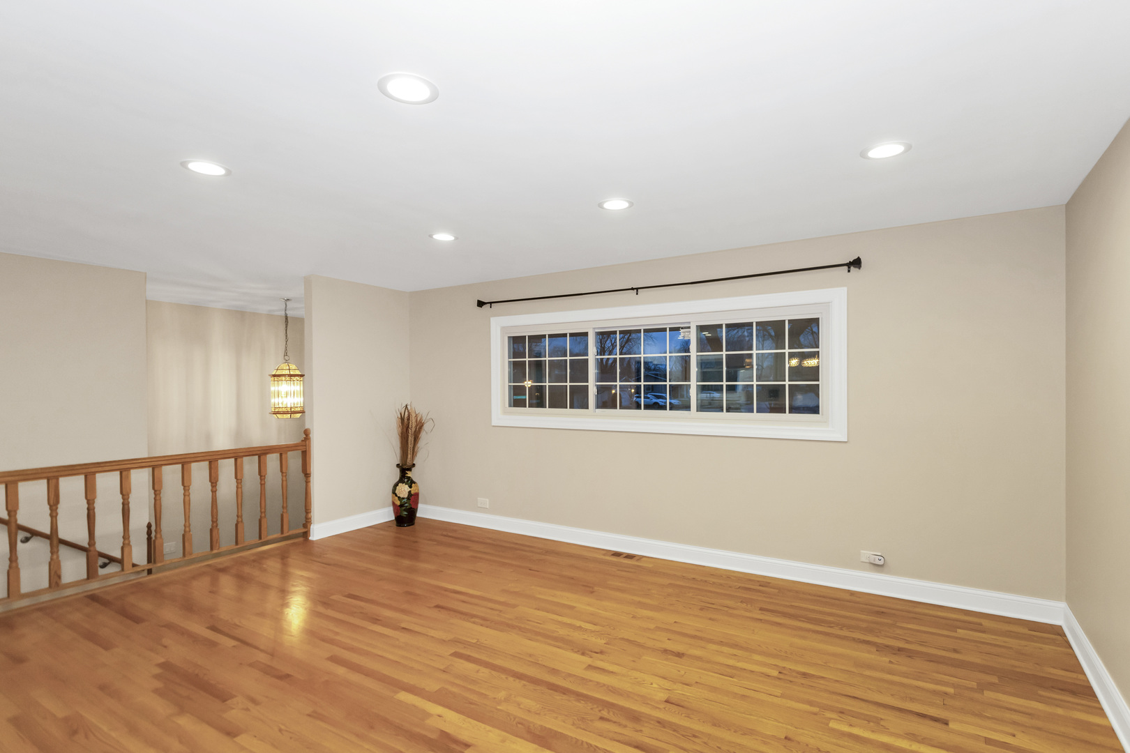 299 Trowbridge Road Elk Grove Village, IL 60007 - Photo 14 of 45 Gallery Image 14