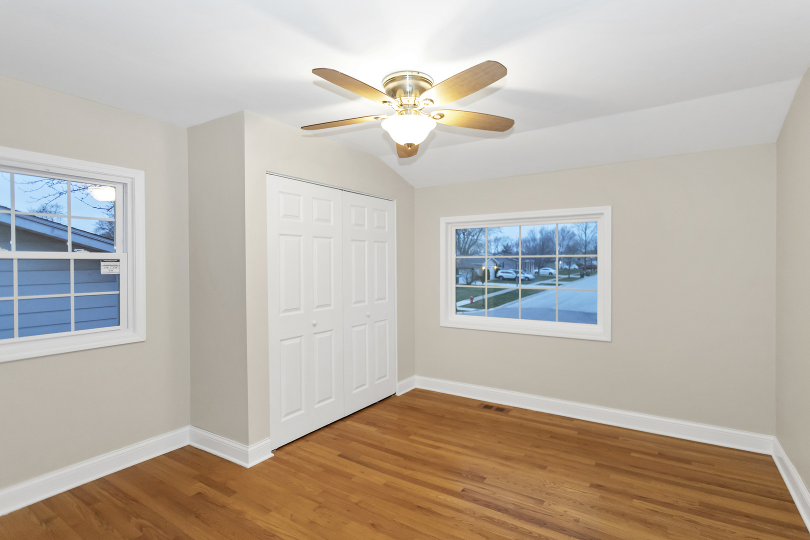 299 Trowbridge Road Elk Grove Village, IL 60007 - Photo 22 of 45 Gallery Image 22
