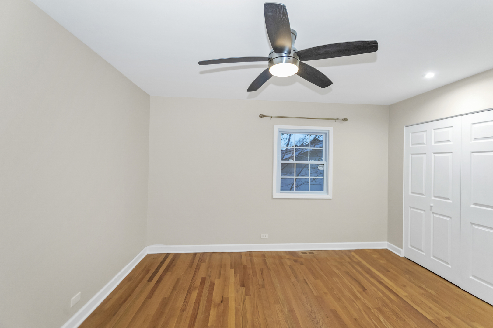 299 Trowbridge Road Elk Grove Village, IL 60007 - Photo 24 of 45 Gallery Image 24
