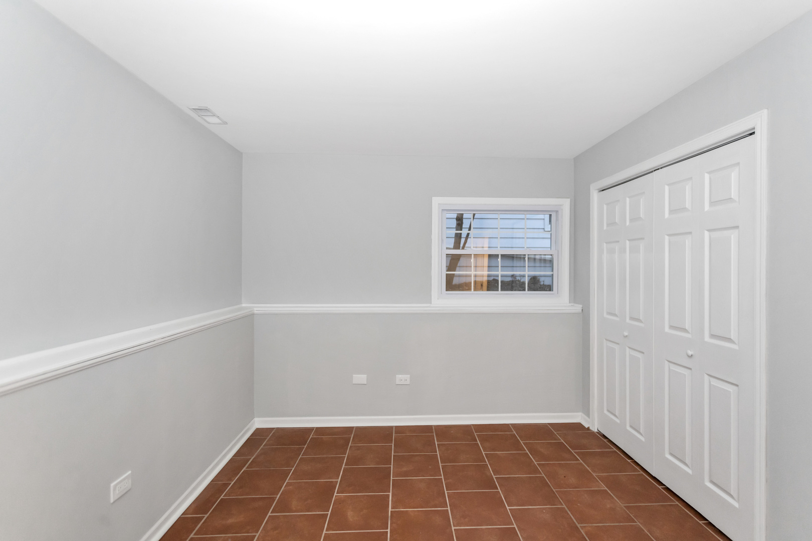 299 Trowbridge Road Elk Grove Village, IL 60007 - Photo 38 of 45 Gallery Image 38