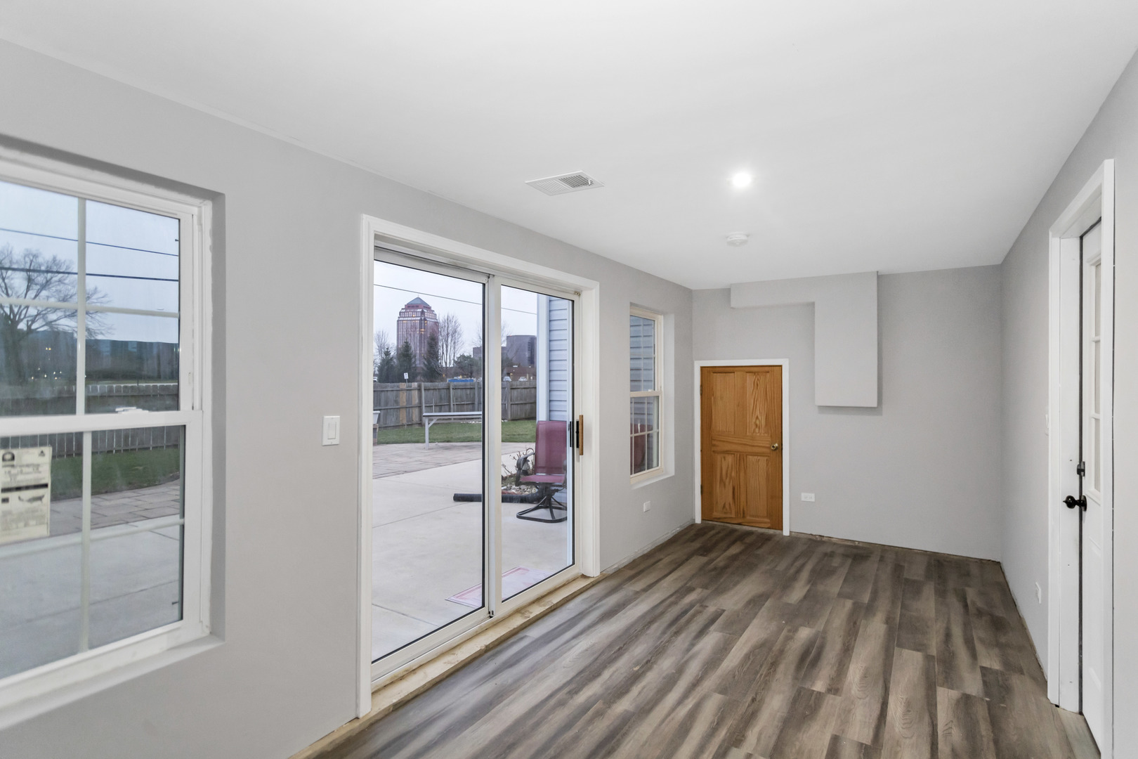 299 Trowbridge Road Elk Grove Village, IL 60007 - Photo 44 of 45 Gallery Image 44