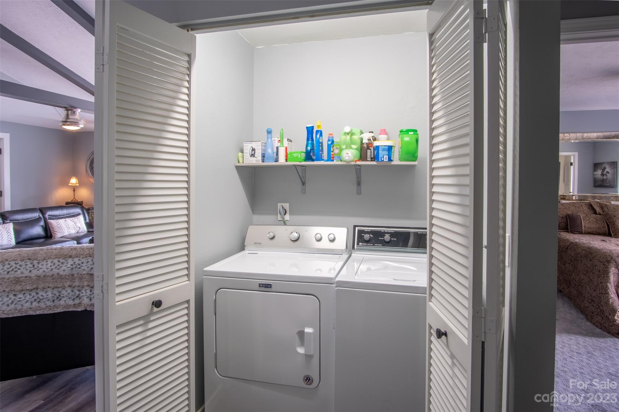 209 Emerald Hill Road Franklin, NC 28734 - Photo 19 of 33 a utility room with dryer and washer