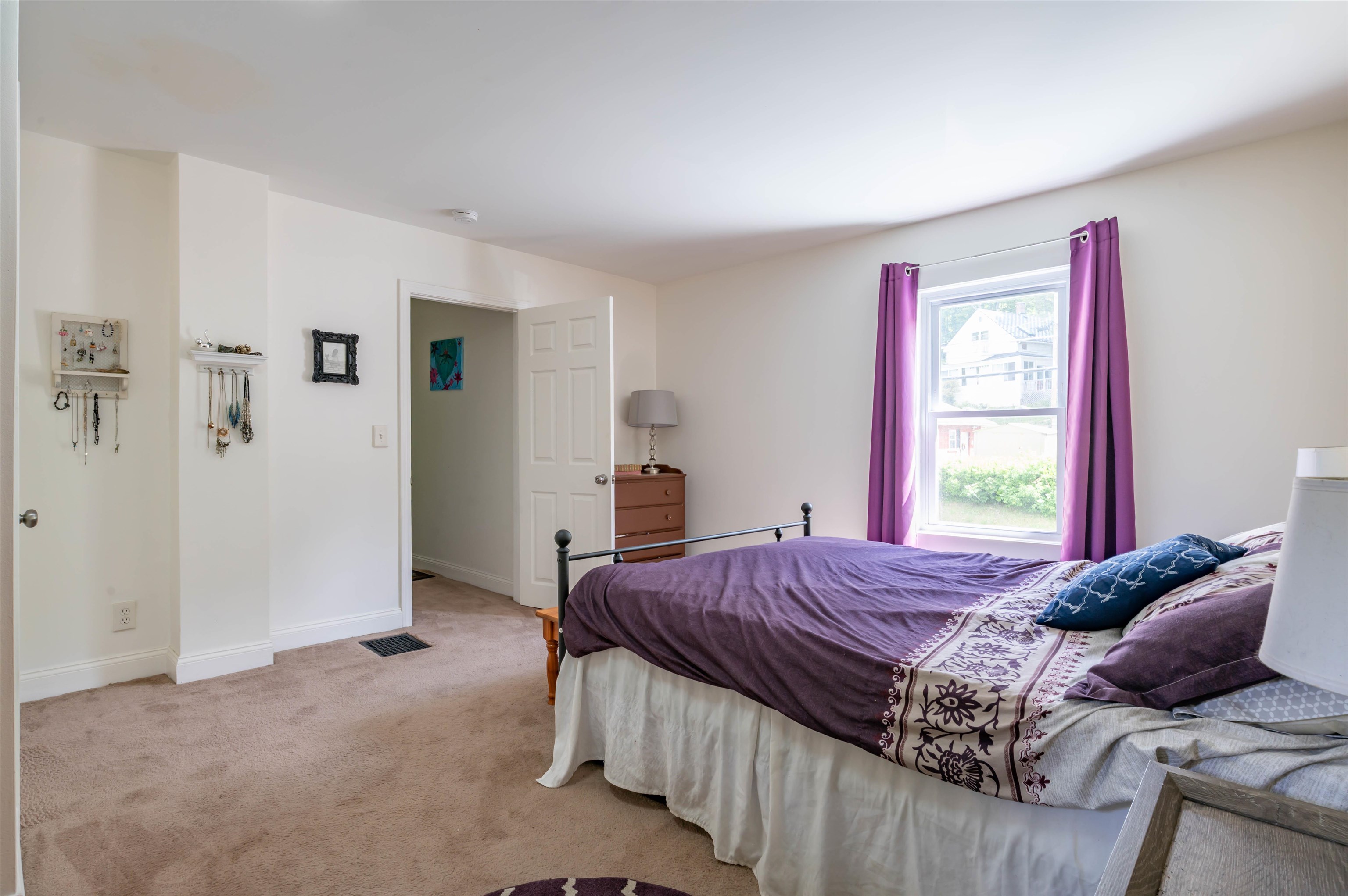 337 Roxbury Street Keene, NH 03431 - Photo 31 of 35