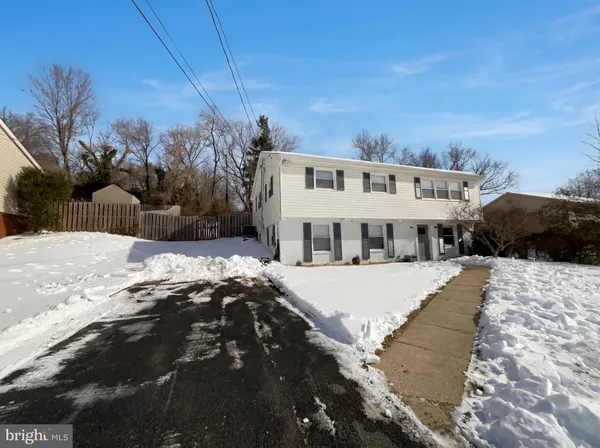 $729,000 | 6515 Carriage Drive, Alexandria, VA 22310