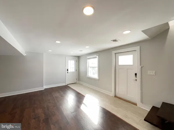 $729,000 | 6515 Carriage Drive, Alexandria, VA 22310