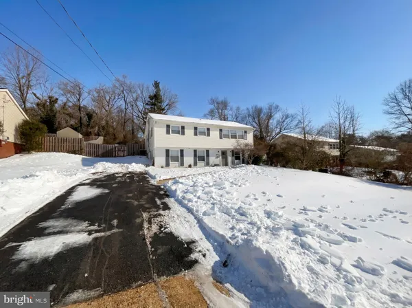 $729,000 | 6515 Carriage Drive, Alexandria, VA 22310