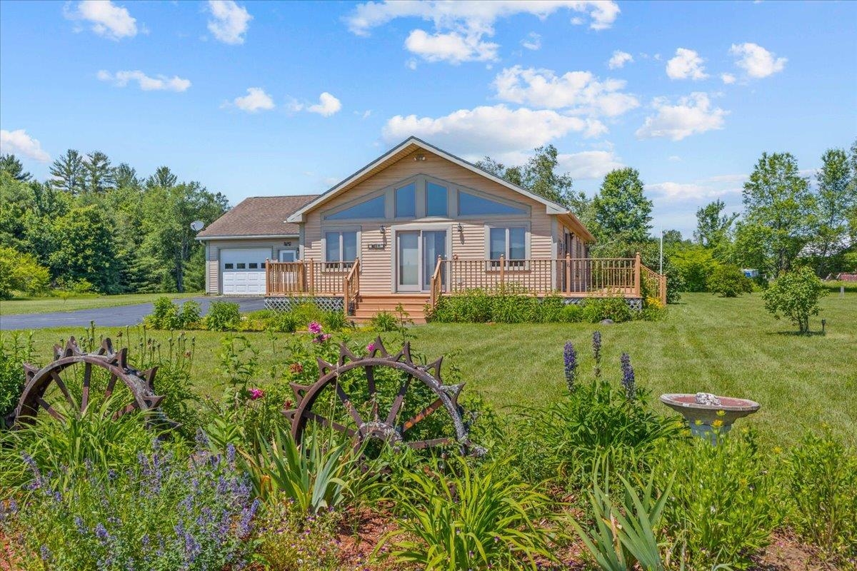 186 Worcester View Lane Morristown, VT 05661 - Photo 3 of 32