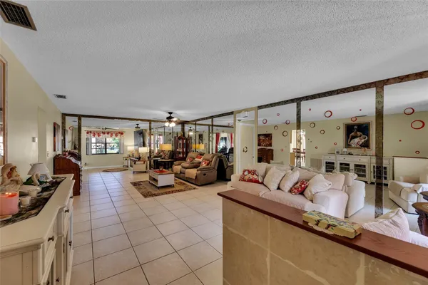 $3,000 | 9802 Northwest 75th Court, Tamarac, FL 33321