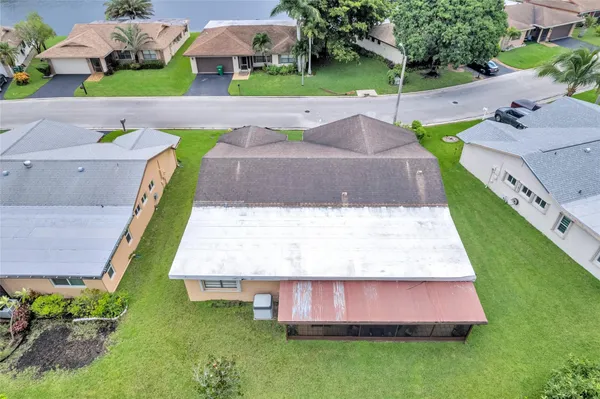 $3,000 | 9802 Northwest 75th Court, Tamarac, FL 33321