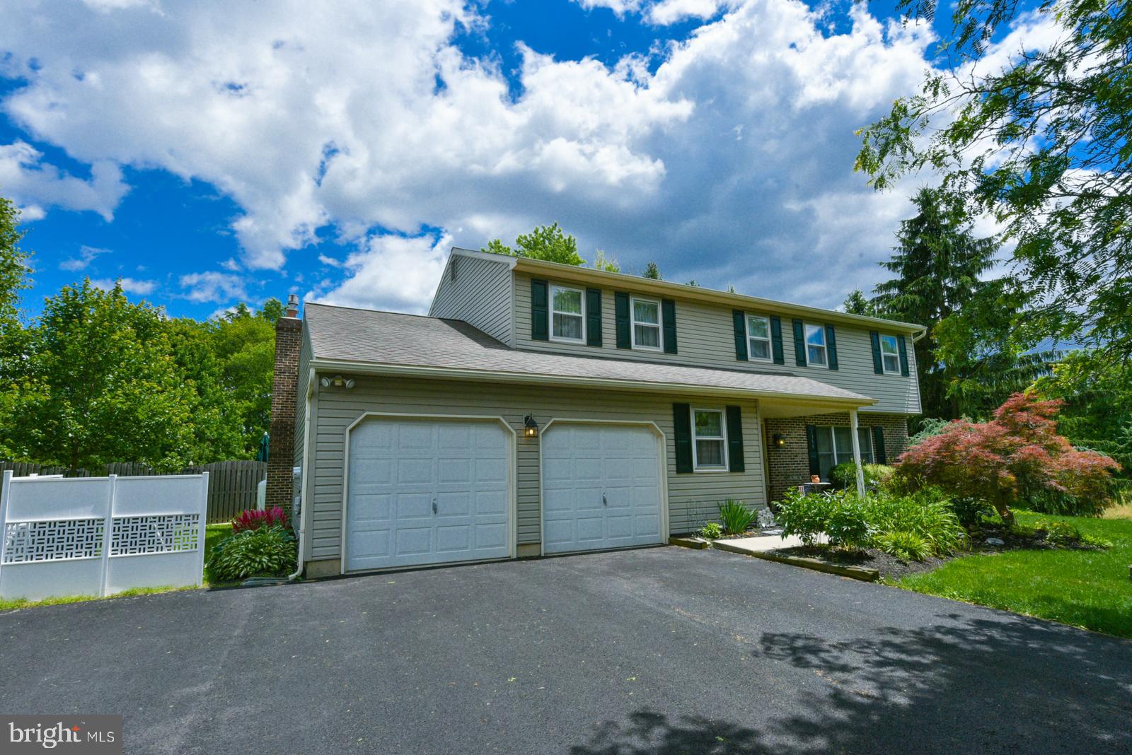 1359 Deer Run Road Hatfield, PA 19440 - Photo 2 of 55 Gallery Image 2