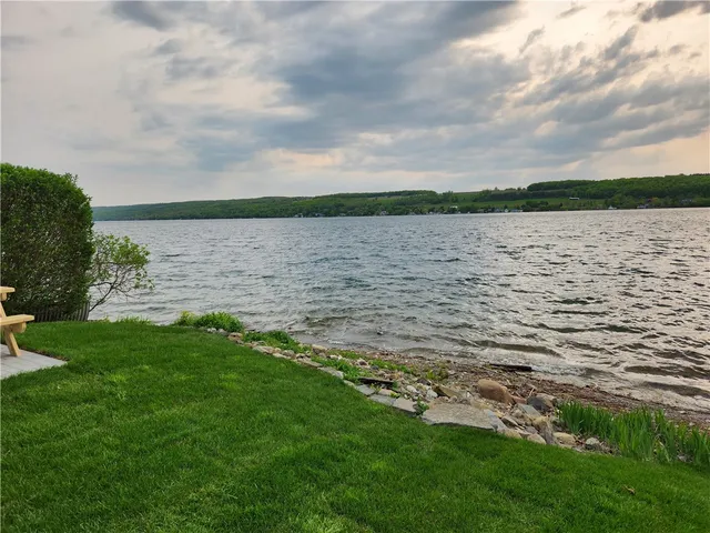 $1,249,000 | 454 East Lake Road, Milo, NY 14527