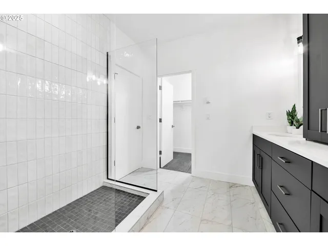 $499,000 | 181 Civic Drive, Eugene, OR 97405