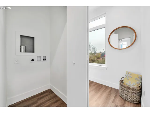 $499,000 | 181 Civic Drive, Eugene, OR 97405