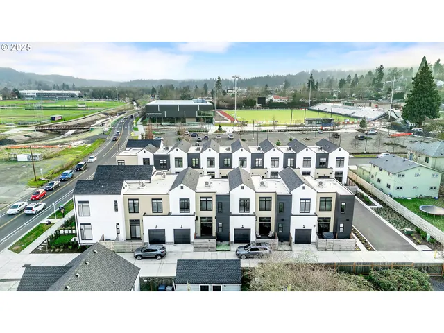 $499,000 | 181 Civic Drive, Eugene, OR 97405