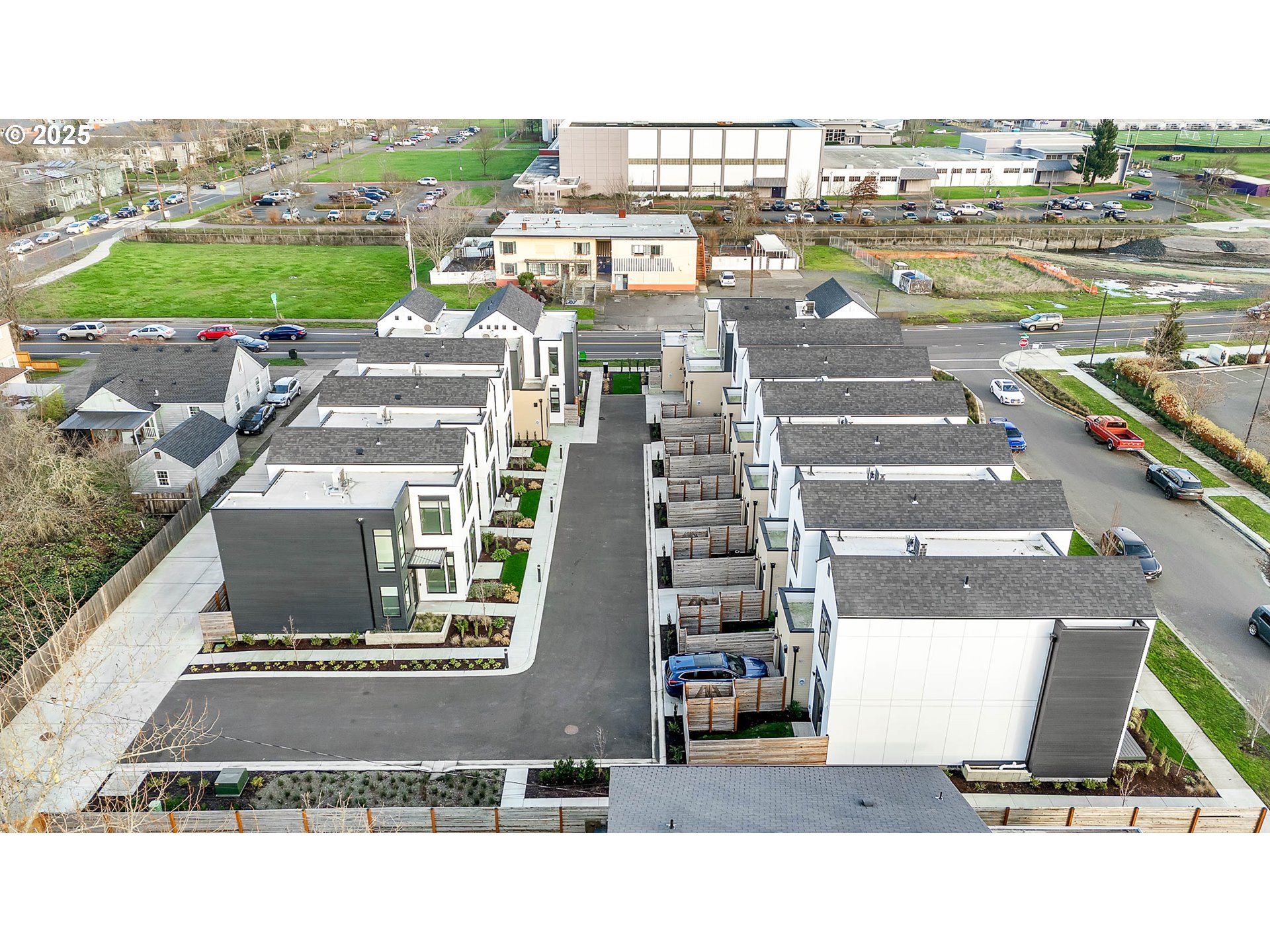 181 Civic Drive Eugene, OR 97405 - Photo 36 of 43