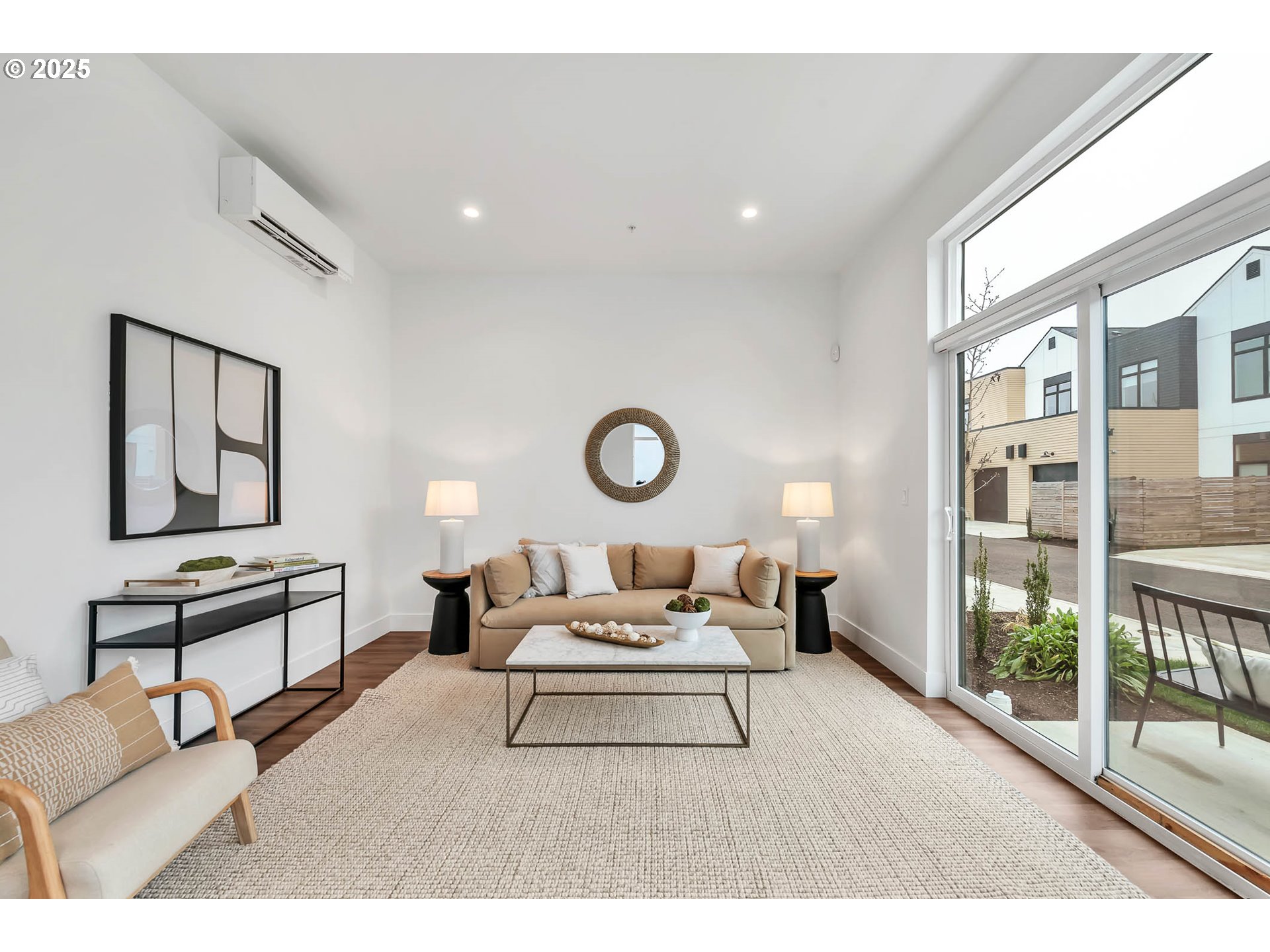 181 Civic Drive Eugene, OR 97405 - Photo 4 of 43