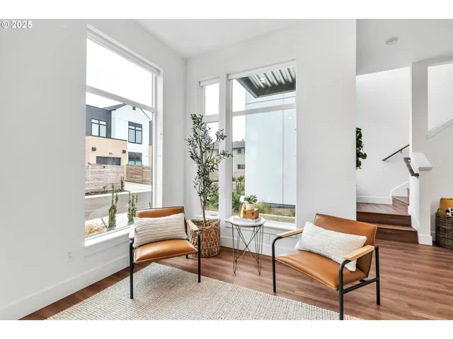 $499,000 | 181 Civic Drive, Eugene, OR 97405