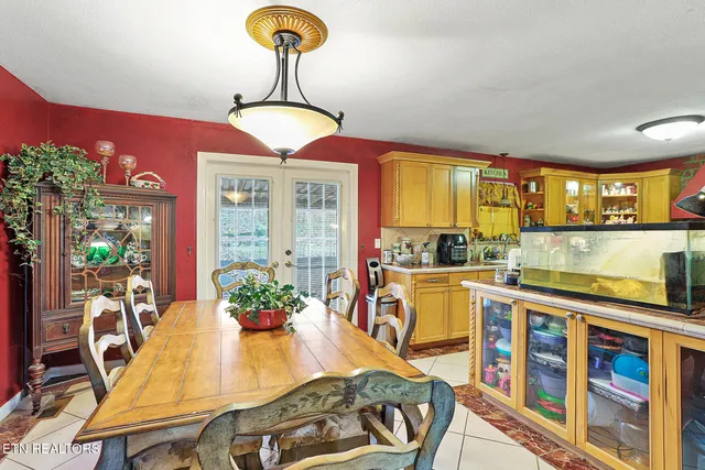 $394,900 | 6521 Kanuga Drive, Knoxville, TN 37912