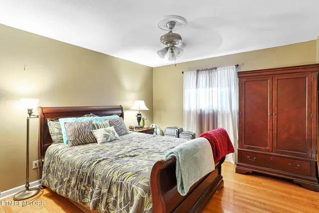 $394,900 | 6521 Kanuga Drive, Knoxville, TN 37912