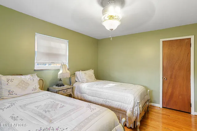 $394,900 | 6521 Kanuga Drive, Knoxville, TN 37912