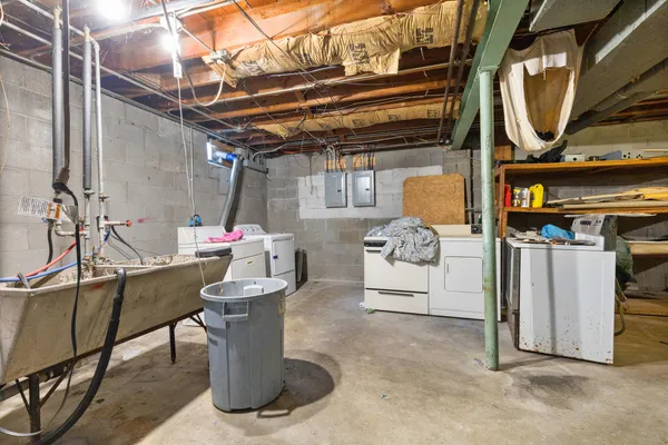 $615,000 | 6181 North 84th Street, Milwaukee, WI 53225