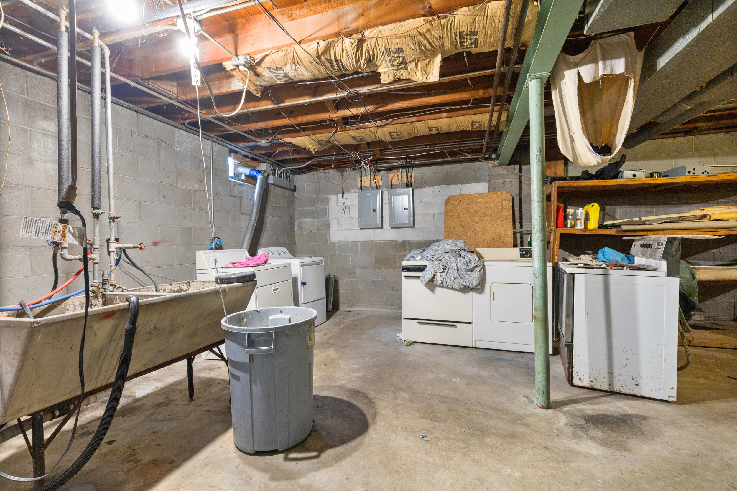 6181 North 84th Street Milwaukee, WI 53225 - Photo 11 of 54 54_photo jan 15 2026, 3 27 16 am