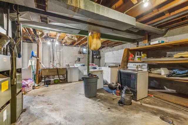 $615,000 | 6181 North 84th Street, Milwaukee, WI 53225