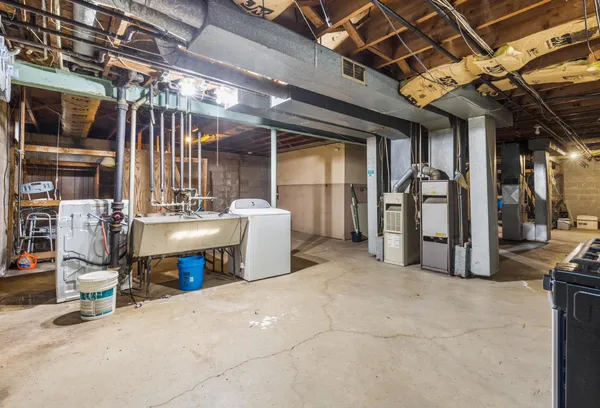 $615,000 | 6181 North 84th Street, Milwaukee, WI 53225